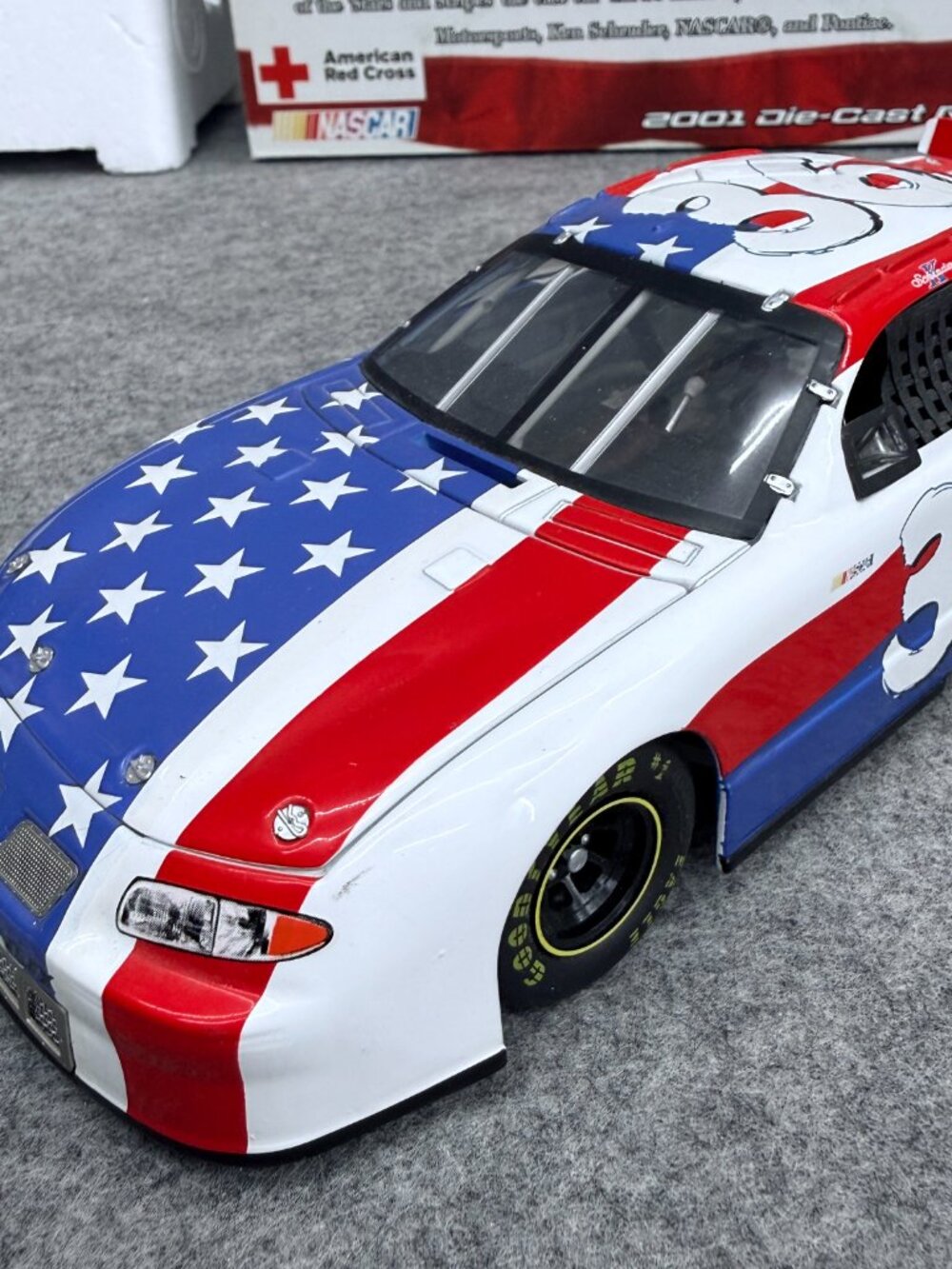 Rare 2001 Ken Schrader #36 Stars & Stripes 9/11 Memorial 1:24 Team Caliber